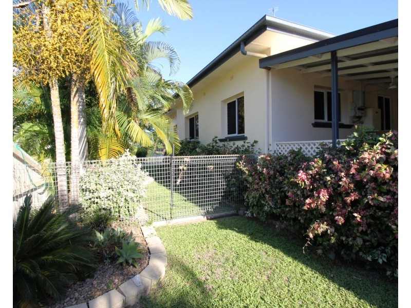 37 Dutton Street, Ingham QLD 4850