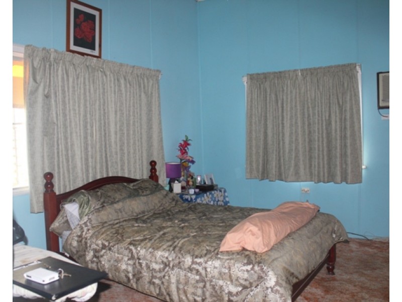 32 Marina Parade, Ingham QLD 4850