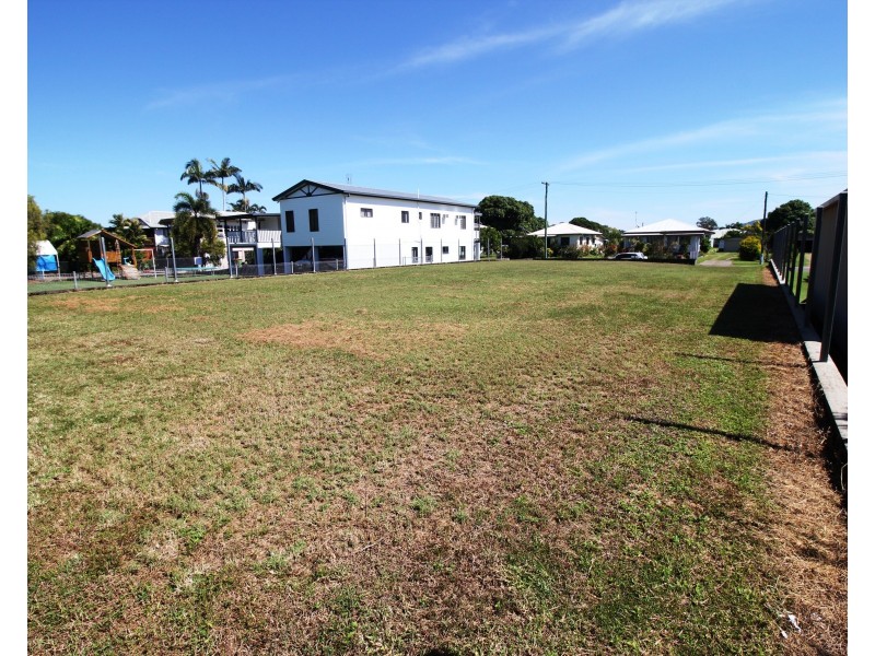 36 Warren Street, Ingham QLD 4850