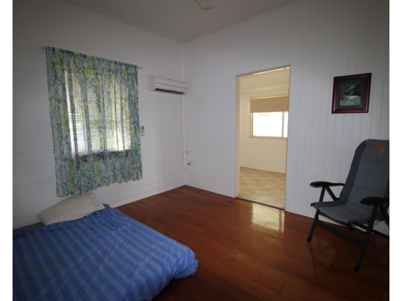 6 Spencer Street, Macknade QLD 4850