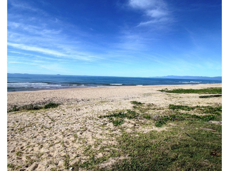8 Moreton Bay Street, Forrest Beach QLD 4850