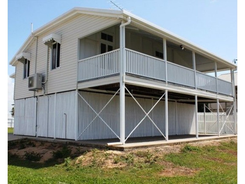 19 Dutton Street, Ingham QLD 4850