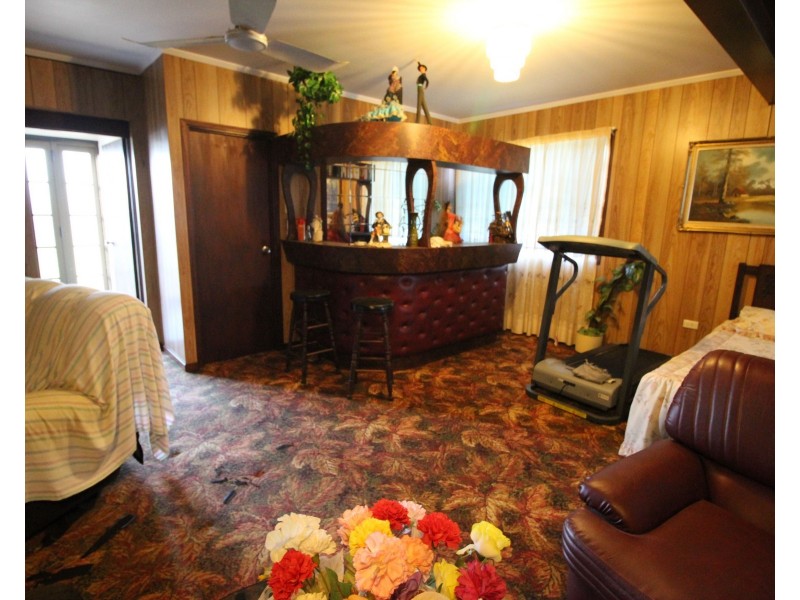 12 Badila, Ingham QLD 4850