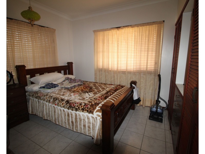 12 Badila, Ingham QLD 4850