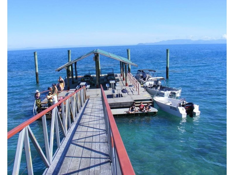 4/6 Ferrero Street, Lucinda QLD 4850