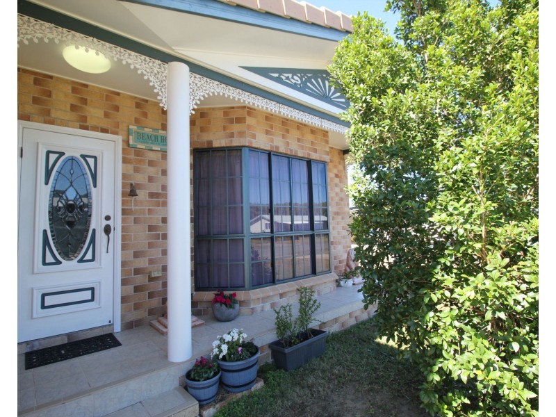 11 Patterson Parade, Lucinda QLD 4850