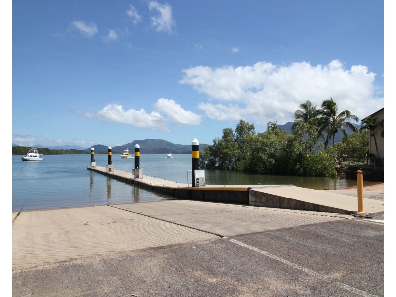 11 Patterson Parade, Lucinda QLD 4850