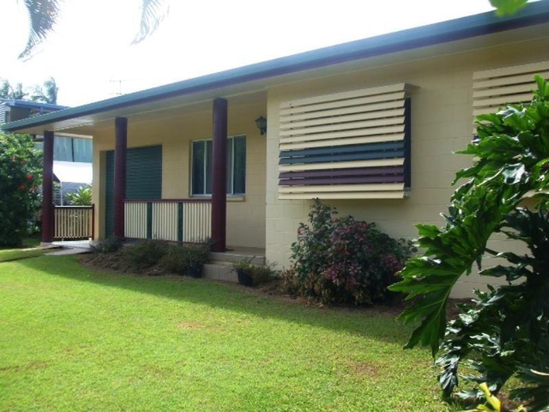 110 John Dory Street, Taylors Beach QLD 4850