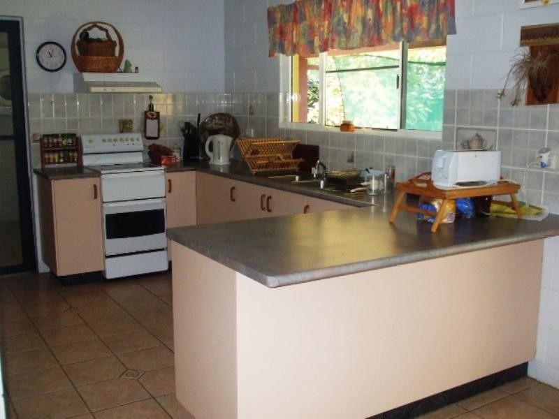 110 John Dory Street, Taylors Beach QLD 4850