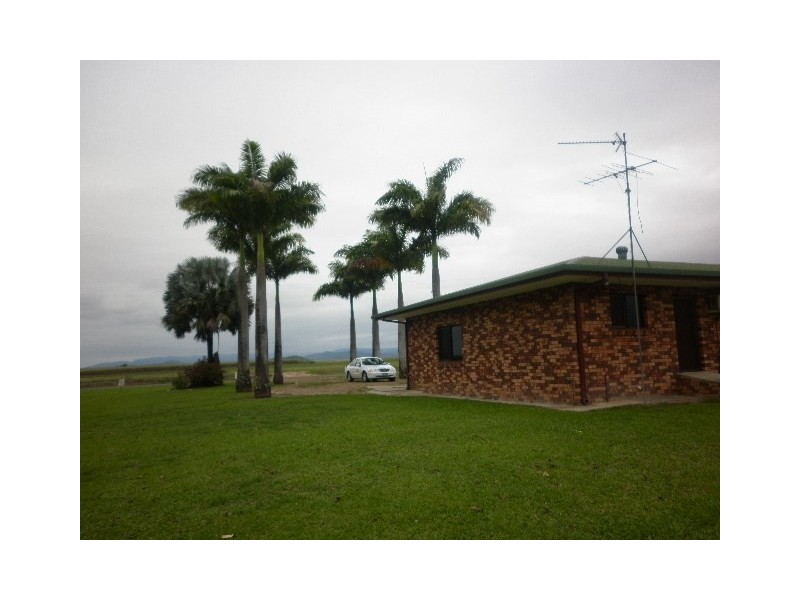 346 Stone River Road, Trebonne QLD 4850