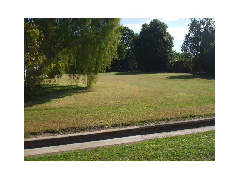 9 – 11 Mckenzie Street, Ingham QLD 4850