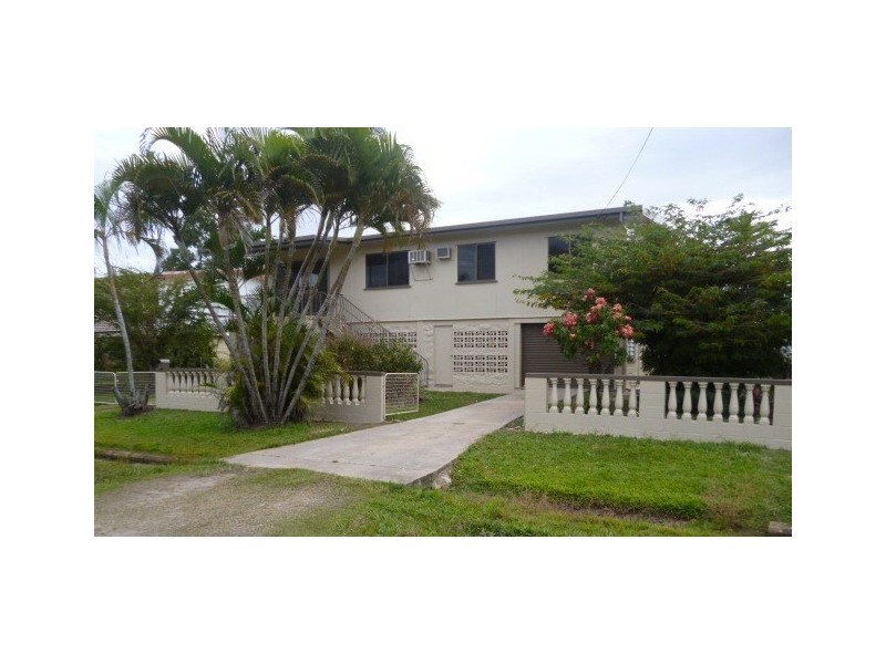 9 Gard Street, Ingham QLD 4850