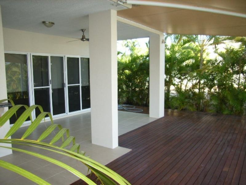 1/7 Allamanda Avenue, Cardwell QLD 4849