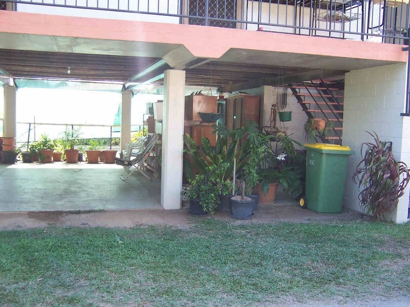 017 Ardrossan Street, Ingham QLD 4850