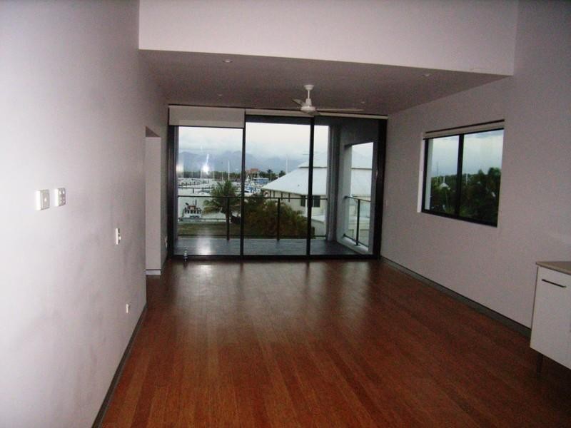 16-10 Poinciana Boulevard, Cardwell QLD 4849