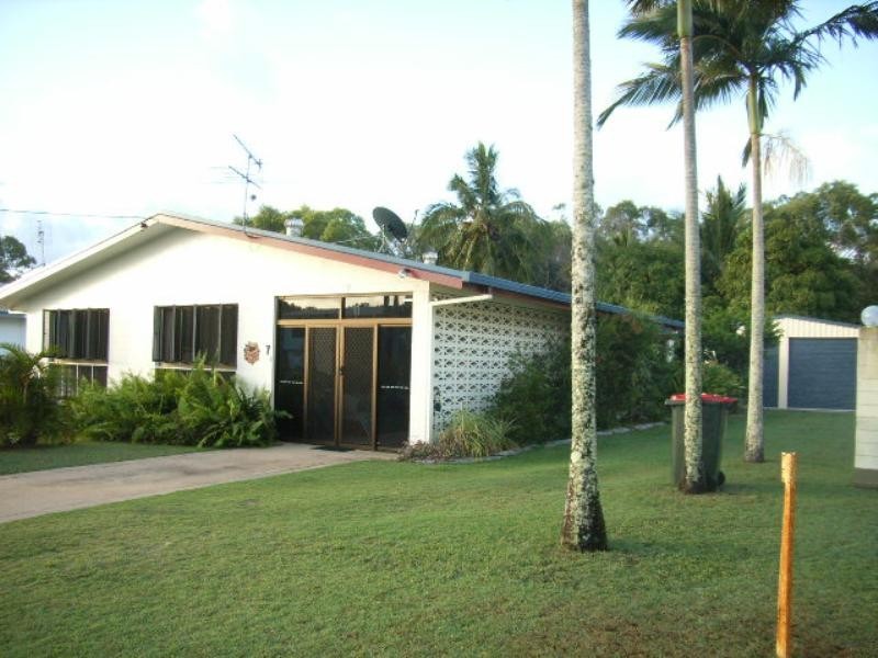 Taylors Beach QLD 4850