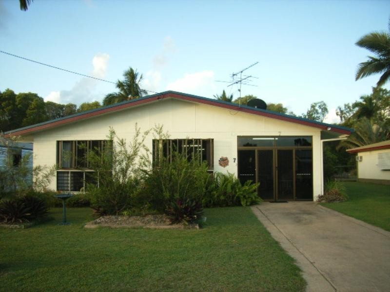 Taylors Beach QLD 4850