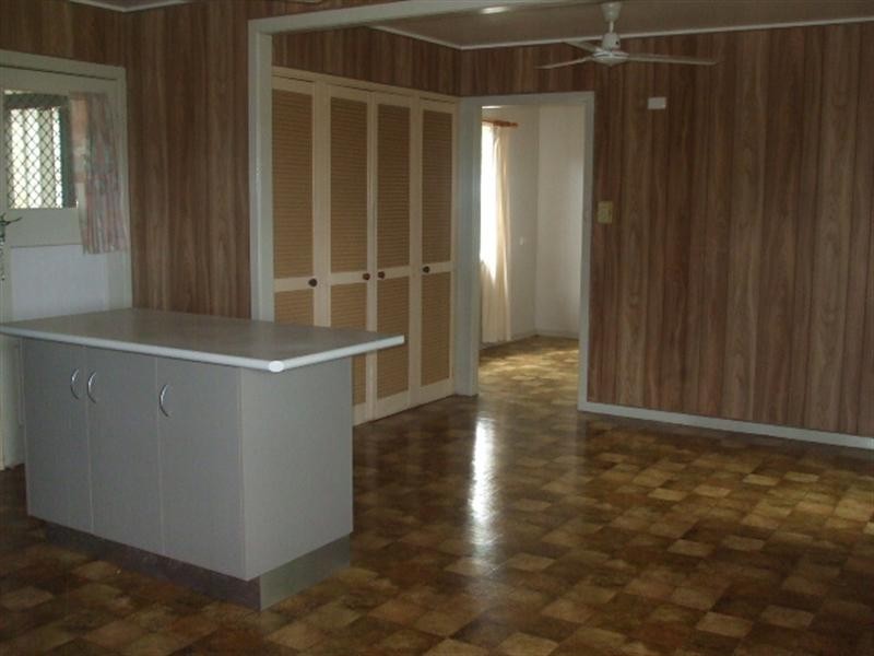 9 Robertson Street, Ingham QLD 4850