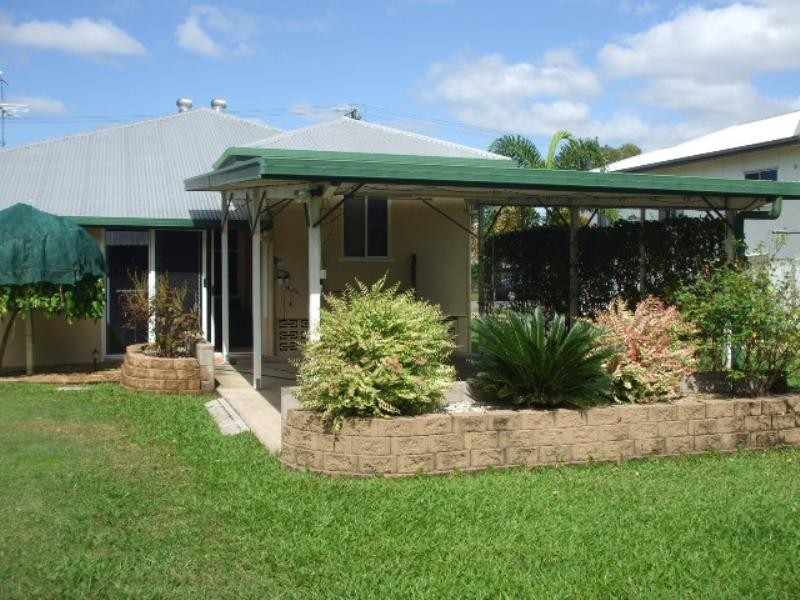 17 Mylrea Street, Ingham QLD 4850