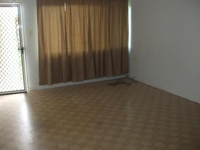 25 Warren Street, Ingham QLD 4850