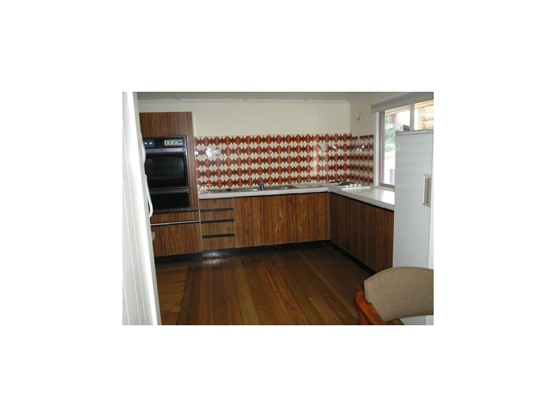 11 Lynn Street, Ingham QLD 4850