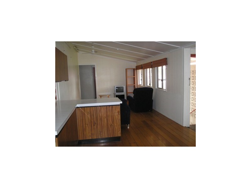 11 Lynn Street, Ingham QLD 4850