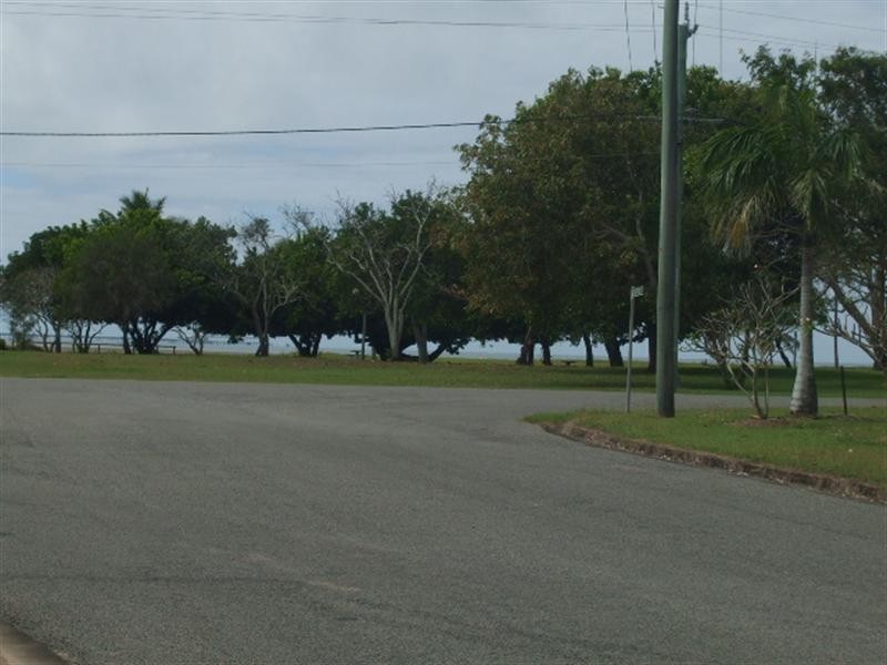 2 Pearson Street, Lucinda QLD 4850