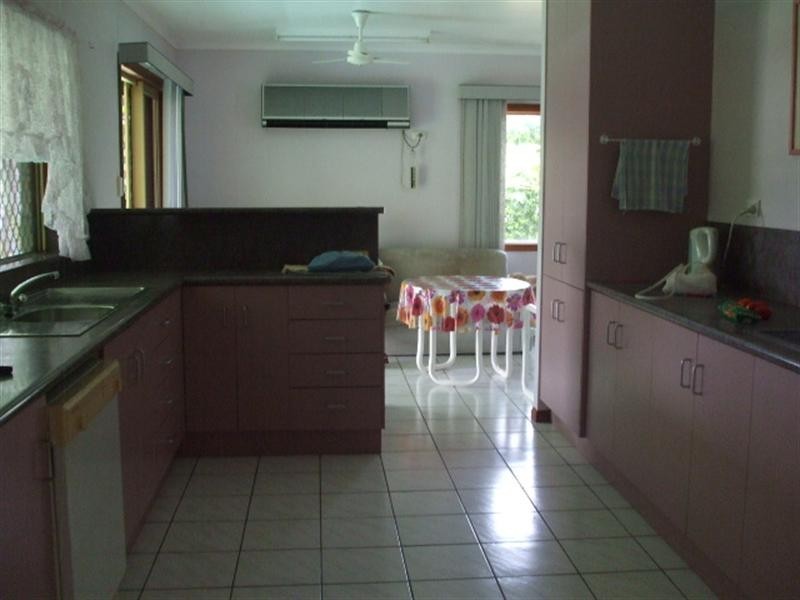 2 Pearson Street, Lucinda QLD 4850