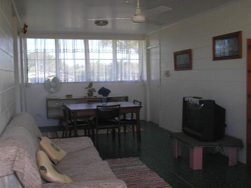 2/7 Abbott Street, Ingham QLD 4850