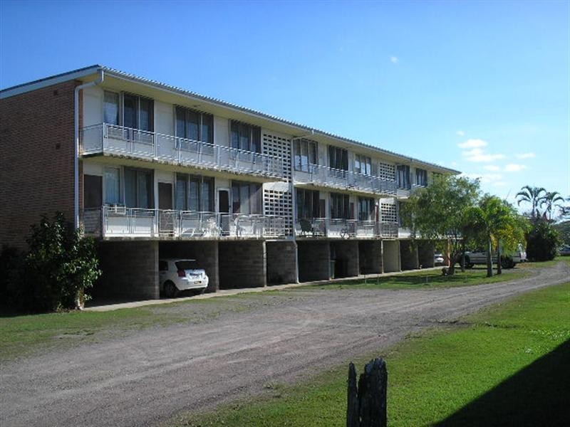 2/7 Abbott Street, Ingham QLD 4850