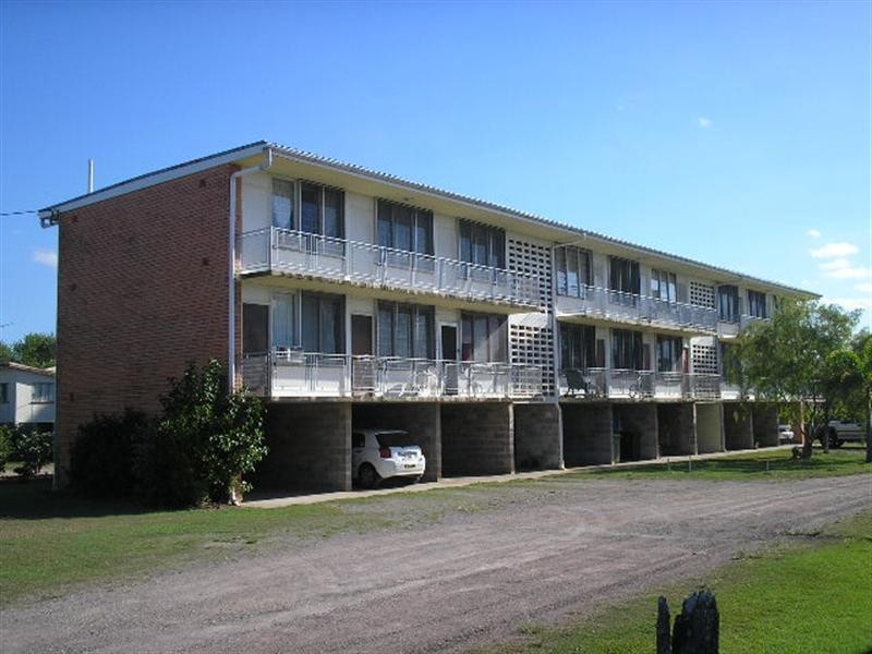 2/7 Abbott Street, Ingham QLD 4850