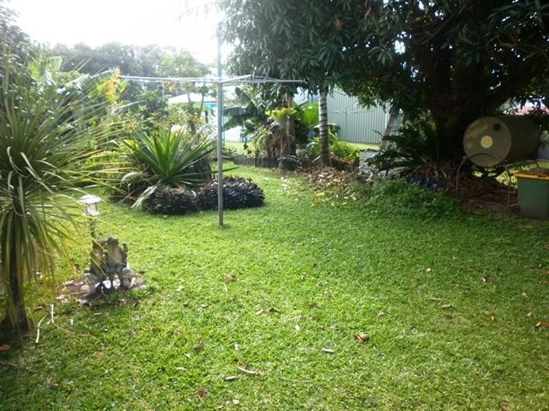 15 Barramundi Street, Taylors Beach QLD 4850