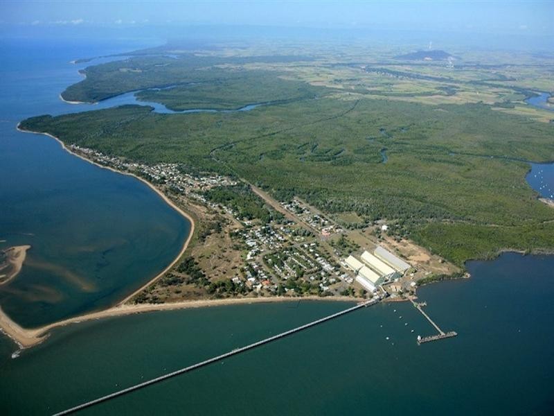 2 Taylors Beach Road, Halifax QLD 4850