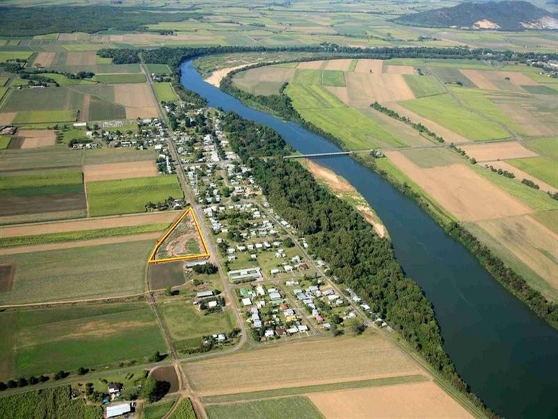 10 Hinchinbrook Court, Halifax QLD 4850