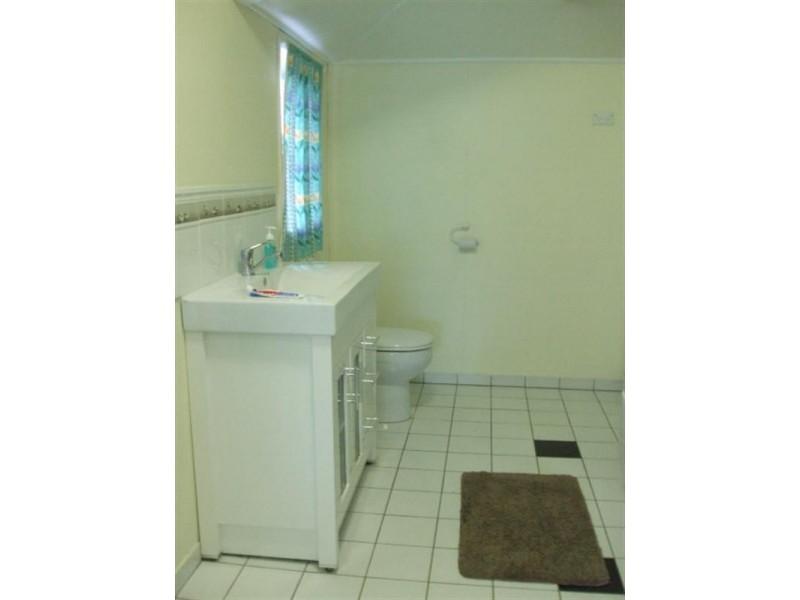 1 Palm Avenue, Ingham QLD 4850