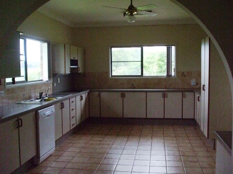 65 Fulton Drive, Bemerside QLD 4850