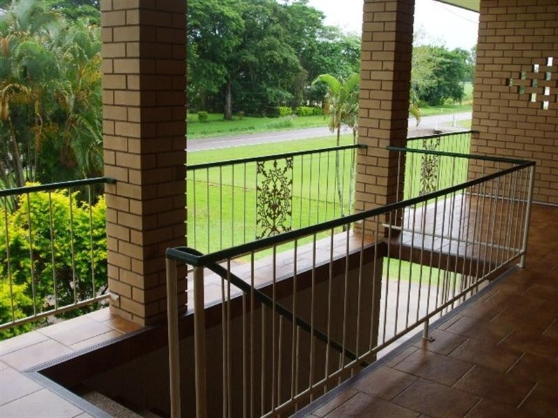 65 Fulton Drive, Bemerside QLD 4850