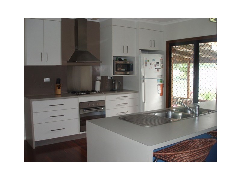 25 Marina Parade, Ingham QLD 4850