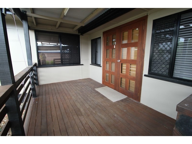 25 Marina Parade, Ingham QLD 4850