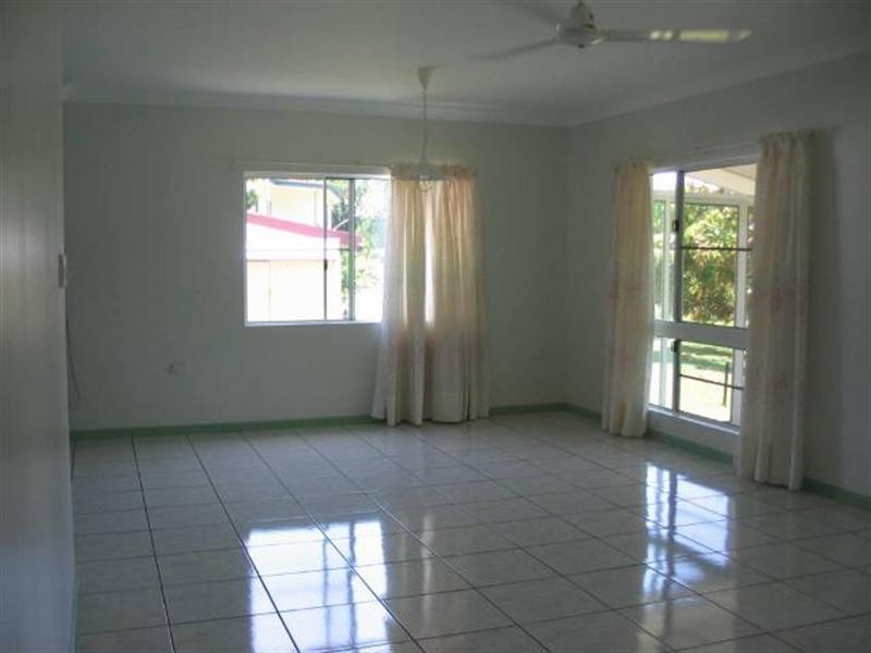 70 John Dory Street, Taylors Beach QLD 4850