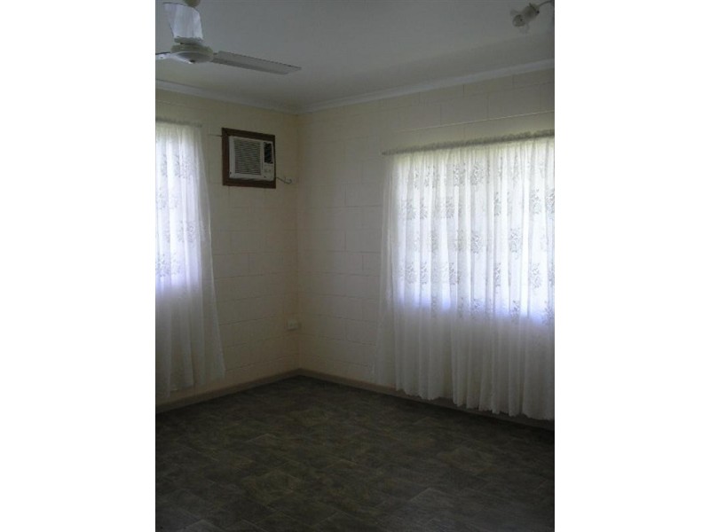 1/14 Barramundi Street, Taylors Beach QLD 4850