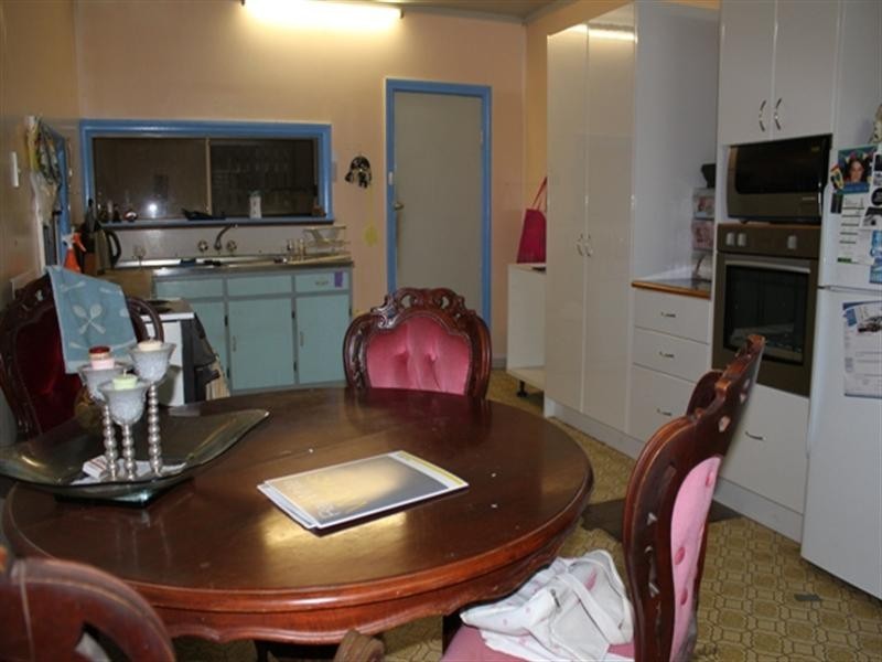 10 Sachs Lane, Ingham QLD 4850