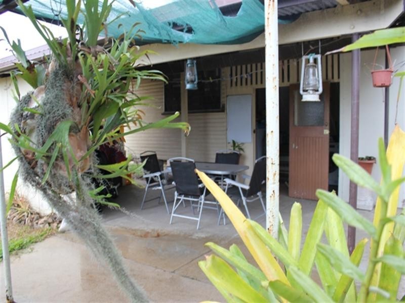 10 Sachs Lane, Ingham QLD 4850