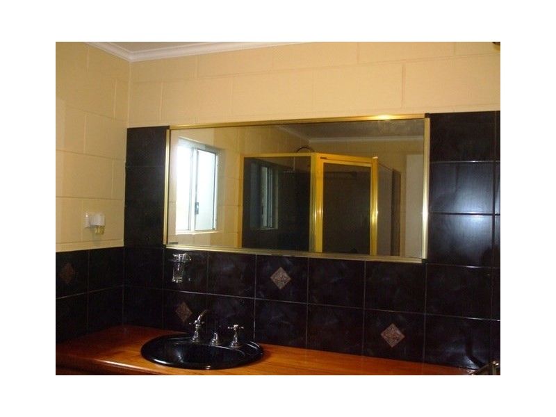 20 Old Bridge Road, Long Pocket QLD 4850