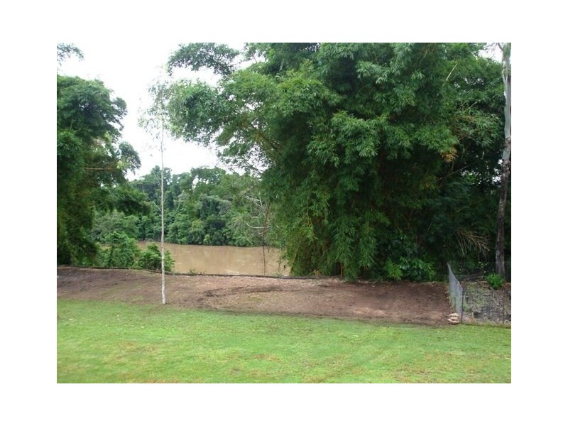20 Old Bridge Road, Long Pocket QLD 4850