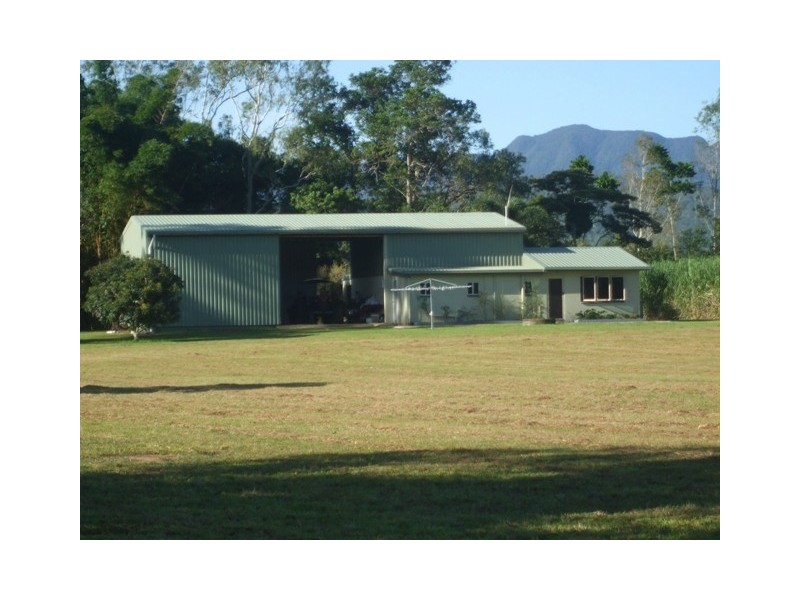 20 Old Bridge Road, Long Pocket QLD 4850