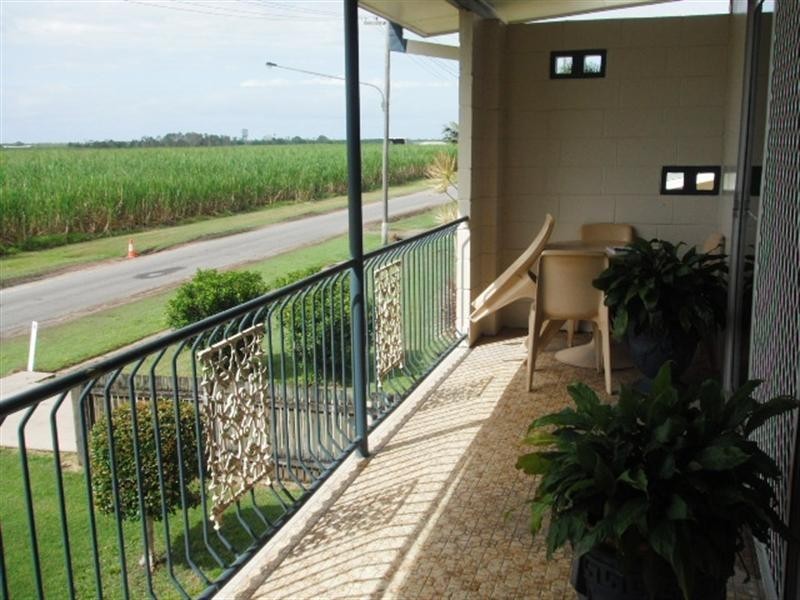 9 Acacia Road, Halifax QLD 4850