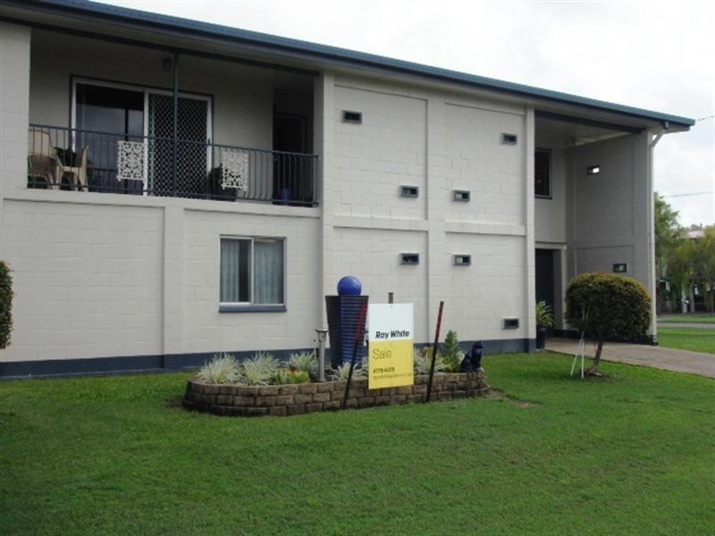 9 Acacia Road, Halifax QLD 4850