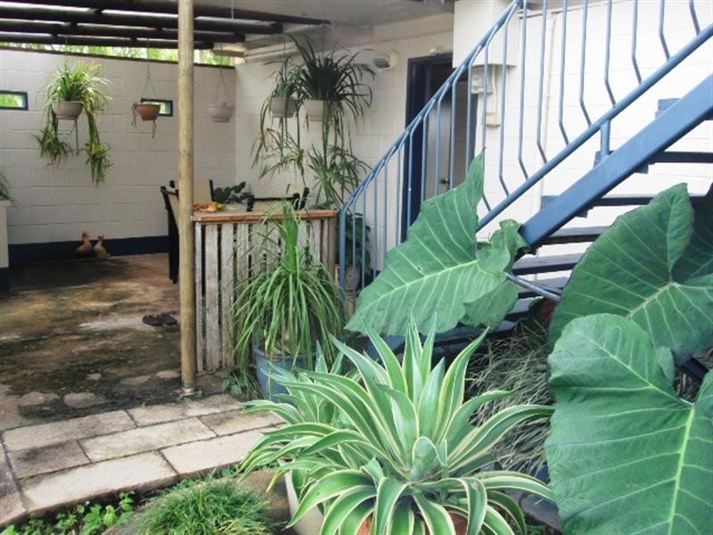 9 Acacia Road, Halifax QLD 4850