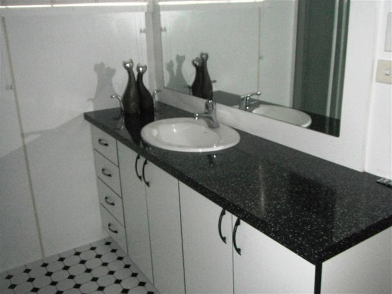 9 Acacia Road, Halifax QLD 4850